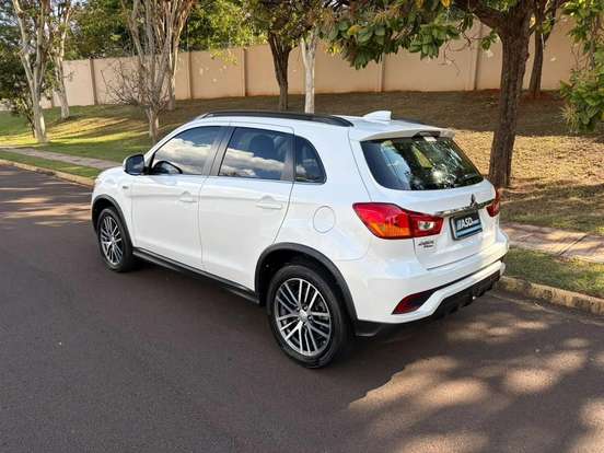 MITSUBISHI-ASX-2019