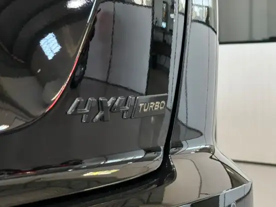 MITSUBISHI-ECLIPSE CROSS-1.5 MIVEC TURBO GASOLINA HPE-S BLACK S-AWC CVT MITSUBISHI-ECLIPSE CROSS-2026