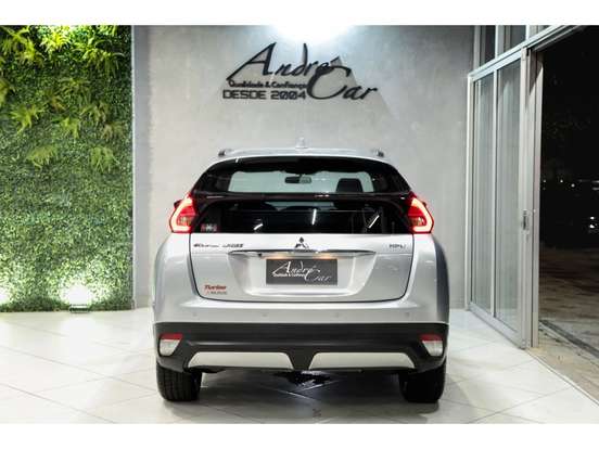 MITSUBISHI-ECLIPSE CROSS-2021