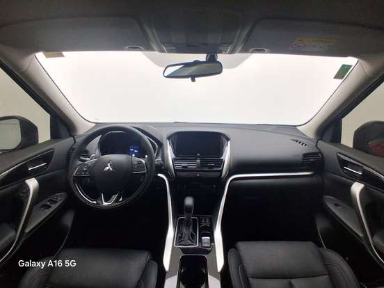 MITSUBISHI-ECLIPSE CROSS-1.5 MIVEC TURBO GASOLINA HPE CVT MITSUBISHI-ECLIPSE CROSS-2023
