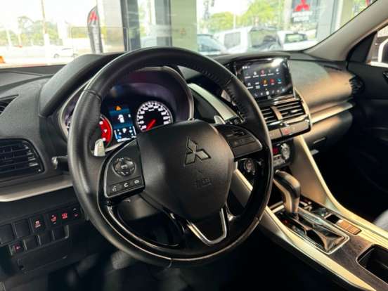 MITSUBISHI-ECLIPSE CROSS-2024