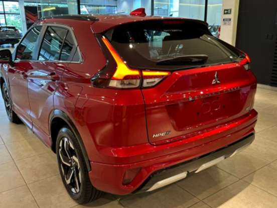 MITSUBISHI-ECLIPSE CROSS-1.5 MIVEC TURBO GASOLINA HPE-S CVT MITSUBISHI-ECLIPSE CROSS-2026