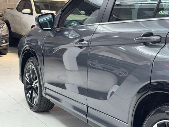 MITSUBISHI-ECLIPSE CROSS-1.5 MIVEC TURBO GASOLINA HPE-S S-AWC CVT MITSUBISHI-ECLIPSE CROSS-2023