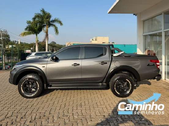 MITSUBISHI-L200 TRITON-2.4 16V TURBO DIESEL OUTDOOR GLS CD 4X4 AUTOMÁTICO MITSUBISHI-L200 TRITON-2021