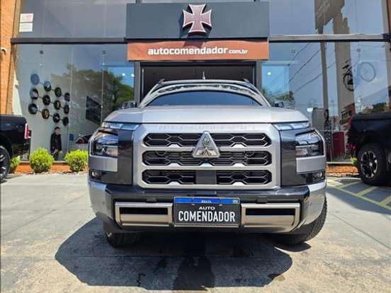 MITSUBISHI-L200 TRITON-2.4 16V TURBO DIESEL SPORT HPE CD 4P 4X4 AUTOMÁTICO MITSUBISHI-L200 TRITON-2025