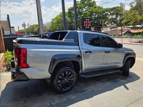 MITSUBISHI-L200 TRITON-2.4 16V TURBO DIESEL SPORT HPE CD 4P 4X4 AUTOMÁTICO MITSUBISHI-L200 TRITON-2025