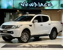 MITSUBISHI L200 TRITON 2.4 16V TURBO DIESEL SPORT HPE-S CD 4P 4X4 AUTOMÁTICO MITSUBISHI L200 TRITON 2.4 16V TURBO DIESEL SPORT HPE-S CD 4P 4X4 AUTOMÁTICO