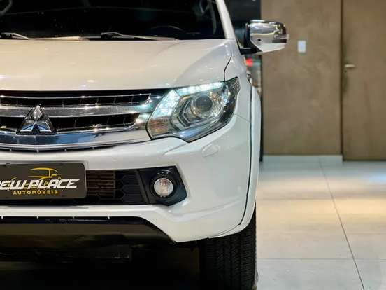 MITSUBISHI-L200 TRITON-2.4 16V TURBO DIESEL SPORT HPE-S CD 4P 4X4 AUTOMÁTICO MITSUBISHI-L200 TRITON-2019