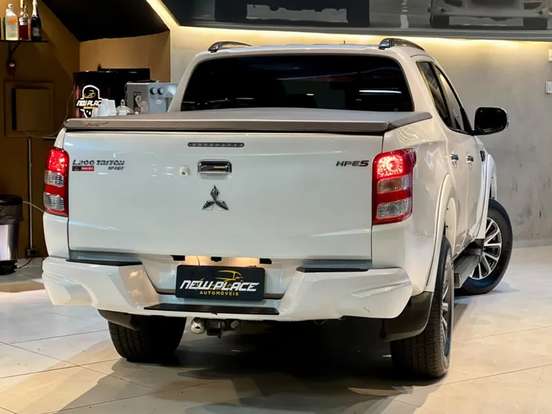 MITSUBISHI-L200 TRITON-2.4 16V TURBO DIESEL SPORT HPE-S CD 4P 4X4 AUTOMÁTICO MITSUBISHI-L200 TRITON-2019