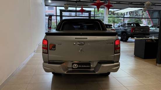 MITSUBISHI-L200 TRITON-2019