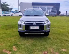 MITSUBISHI L200 TRITON 2.4 16V TURBO DIESEL SPORT HPE-S CD 4P 4X4 AUTOMÁTICO MITSUBISHI L200 TRITON 2.4 16V TURBO DIESEL SPORT HPE-S CD 4P 4X4 AUTOMÁTICO