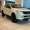 MITSUBISHI L200 TRITON 2.4 16V TURBO DIESEL SPORT HPE-S CD 4P 4X4 AUTOMÁTICO MITSUBISHI L200 TRITON 2.4 16V TURBO DIESEL SPORT HPE-S CD 4P 4X4 AUTOMÁTICO