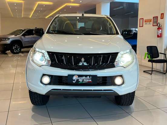 MITSUBISHI-L200 TRITON-2017