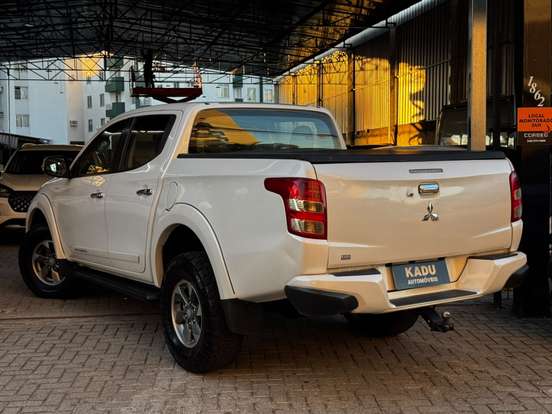 MITSUBISHI-L200 TRITON-2018