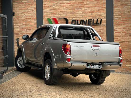 MITSUBISHI-L200 TRITON-2016