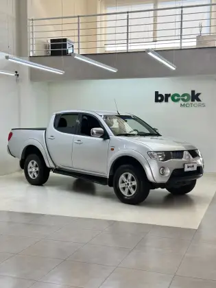 MITSUBISHI L200 TRITON 3.2 HPE 4X4 CD 16V TURBO INTERCOOLER DIESEL 4P MANUAL