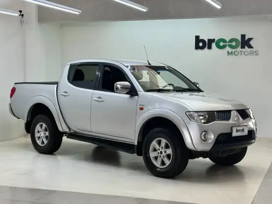 MITSUBISHI-L200 TRITON-3.2 HPE 4X4 CD 16V TURBO INTERCOOLER DIESEL 4P MANUAL MITSUBISHI-L200 TRITON-2009