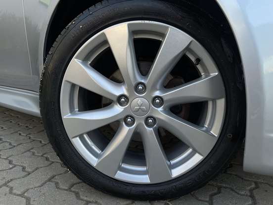 MITSUBISHI-LANCER-2013