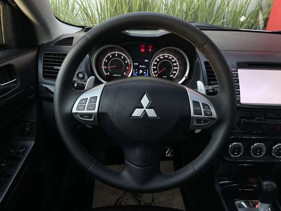 MITSUBISHI-LANCER-2.0 GT 16V GASOLINA 4P AUTOMÁTICO MITSUBISHI-LANCER-2013