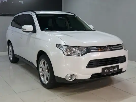 MITSUBISHI-OUTLANDER-2.0 16V GASOLINA 4P AUTOMÁTICO MITSUBISHI-OUTLANDER-2014