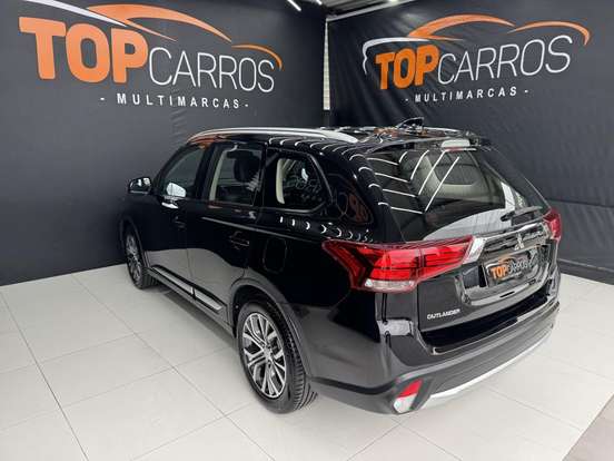 MITSUBISHI-OUTLANDER-2.0 16V GASOLINA 4P AUTOMÁTICO MITSUBISHI-OUTLANDER-2015