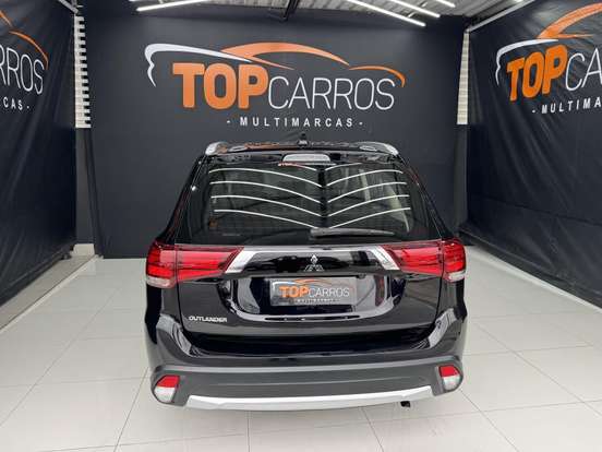 MITSUBISHI-OUTLANDER-2.0 16V GASOLINA 4P AUTOMÁTICO MITSUBISHI-OUTLANDER-2015