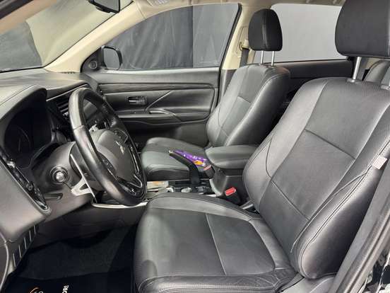 MITSUBISHI-OUTLANDER-2.0 16V GASOLINA 4P AUTOMÁTICO MITSUBISHI-OUTLANDER-2015