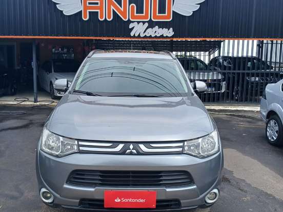 MITSUBISHI-OUTLANDER-2.0 16V GASOLINA 4P AUTOMÁTICO MITSUBISHI-OUTLANDER-2013