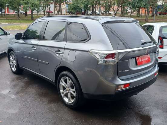 MITSUBISHI-OUTLANDER-2.0 16V GASOLINA 4P AUTOMÁTICO MITSUBISHI-OUTLANDER-2013