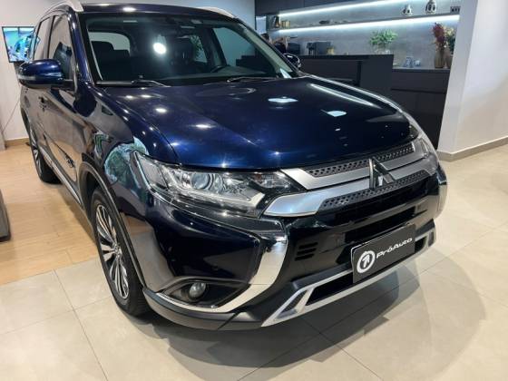 MITSUBISHI OUTLANDER 2.0 MIVEC GASOLINA HPE AUTOMÁTICO