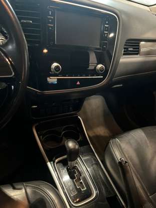MITSUBISHI-OUTLANDER-2.0 MIVEC GASOLINA HPE AUTOMÁTICO MITSUBISHI-OUTLANDER-2019