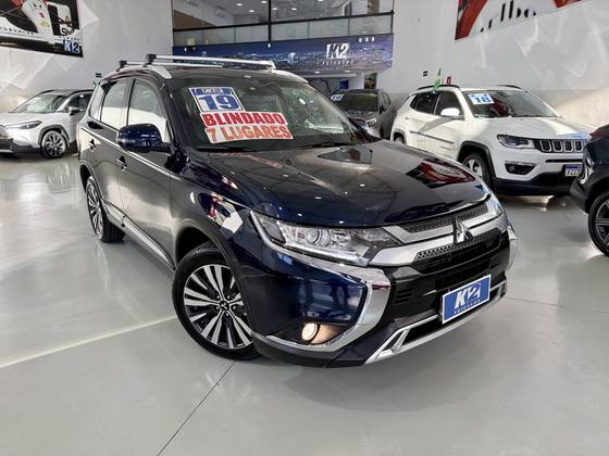 MITSUBISHI OUTLANDER 2.0 MIVEC GASOLINA HPE AUTOMÁTICO