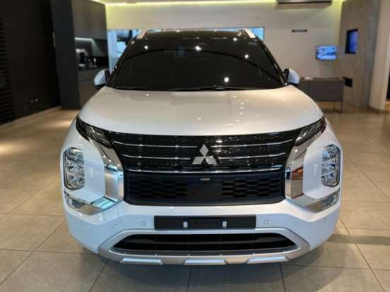 MITSUBISHI-OUTLANDER-2.4 PHEV SIGNATURE S-AWC DHT MITSUBISHI-OUTLANDER-2025