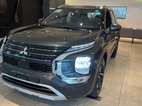 MITSUBISHI-OUTLANDER-2.4 PHEV SIGNATURE S-AWC DHT MITSUBISHI-OUTLANDER-2025