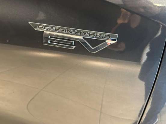 MITSUBISHI-OUTLANDER-2.4 PHEV SIGNATURE S-AWC DHT MITSUBISHI-OUTLANDER-2025