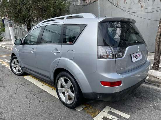 MITSUBISHI-OUTLANDER-3.0 4X4 V6 24V GASOLINA 4P AUTOMÁTICO MITSUBISHI-OUTLANDER-2009