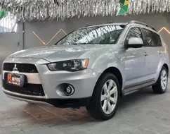 MITSUBISHI OUTLANDER 3.0 4X4 V6 24V GASOLINA 4P AUTOMÁTICO MITSUBISHI OUTLANDER 3.0 4X4 V6 24V GASOLINA 4P AUTOMÁTICO