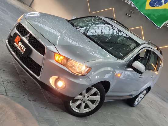 MITSUBISHI-OUTLANDER-3.0 4X4 V6 24V GASOLINA 4P AUTOMÁTICO MITSUBISHI-OUTLANDER-2011