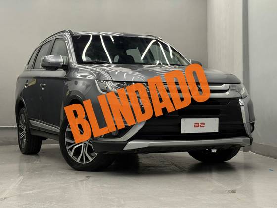 MITSUBISHI OUTLANDER 3.0 GT 4X4 V6 24V GASOLINA 4P AUTOMÁTICO