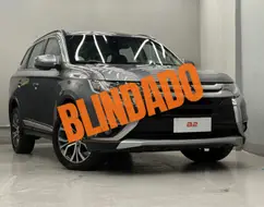 MITSUBISHI OUTLANDER 3.0 GT 4X4 V6 24V GASOLINA 4P AUTOMÁTICO MITSUBISHI OUTLANDER 3.0 GT 4X4 V6 24V GASOLINA 4P AUTOMÁTICO