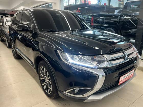 MITSUBISHI OUTLANDER 3.0 GT 4X4 V6 24V GASOLINA 4P AUTOMÁTICO