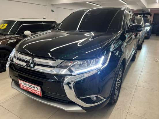 MITSUBISHI-OUTLANDER-3.0 GT 4X4 V6 24V GASOLINA 4P AUTOMÁTICO MITSUBISHI-OUTLANDER-2017