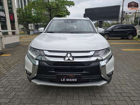 MITSUBISHI-OUTLANDER-3.0 GT 4X4 V6 24V GASOLINA 4P AUTOMÁTICO MITSUBISHI-OUTLANDER-2017