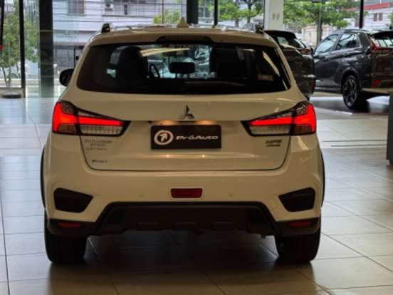 MITSUBISHI-OUTLANDER SPORT-2.0 MIVEC FLEX HPE AWD AUTOMÁTICO MITSUBISHI-OUTLANDER SPORT-2021
