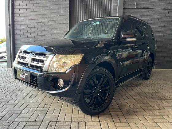 MITSUBISHI PAJERO FULL 3.2 HPE 4X4 16V TURBO INTERCOOLER DIESEL 4P AUTOMÁTICO