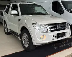 MITSUBISHI PAJERO FULL 3.8 HPE 4X4 V6 24V GASOLINA 4P AUTOMÁTICO MITSUBISHI PAJERO FULL 3.8 HPE 4X4 V6 24V GASOLINA 4P AUTOMÁTICO
