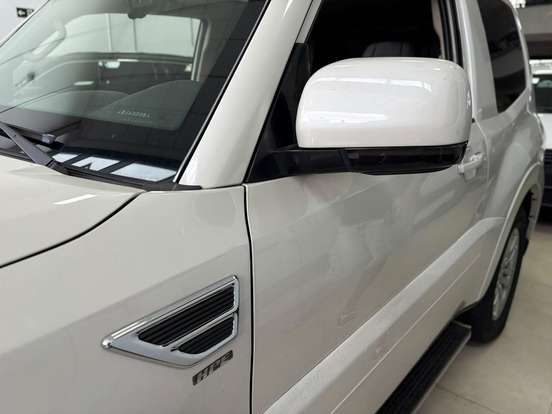MITSUBISHI-PAJERO FULL-3.8 HPE 4X4 V6 24V GASOLINA 4P AUTOMÁTICO MITSUBISHI-PAJERO FULL-2013
