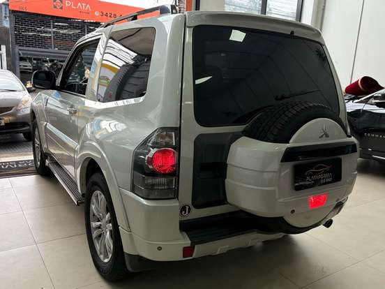 MITSUBISHI-PAJERO FULL-2013