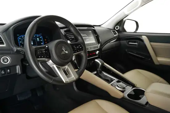MITSUBISHI-PAJERO SPORT-2024