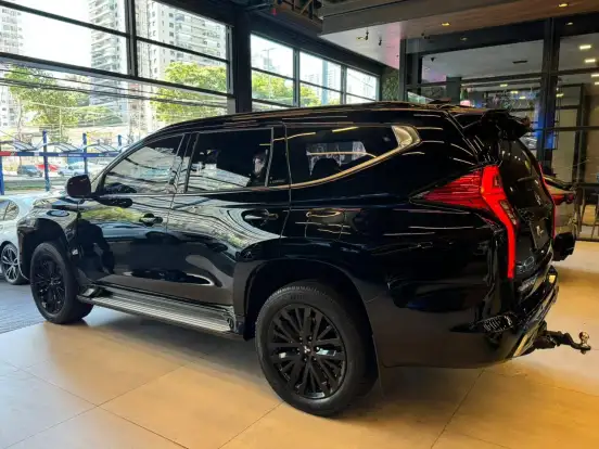 MITSUBISHI-PAJERO SPORT-2024